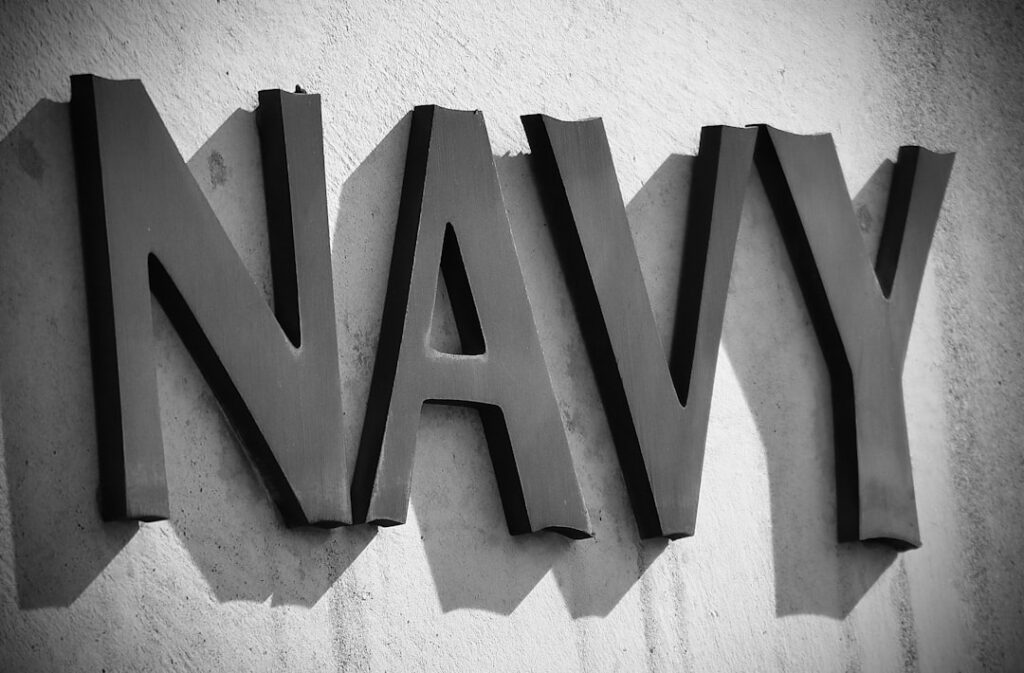 Photo navy dress